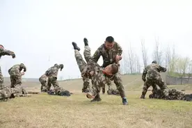 图说：武警特战尖兵基础科目对抗训练都有啥招数图片