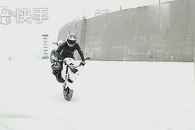 重机车翘尾 运动烧胎教学