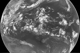 2020年7月热带海洋被副热带高压控制，台风极度偏少