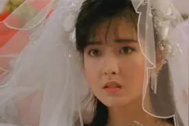 周慧敏真美啊，歌还唱的好听，不过大傻死的好惨