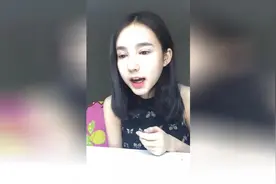 泰国最美双性人 yoshi开直播，美颜众人视频封面