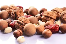 每天3个核桃、4个桂圆、5颗红枣，让你比同龄人显年轻图片