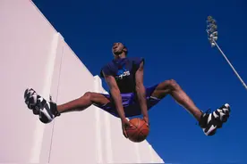 禅师:科比每天比别人多练一场 练累了就在车里睡图片