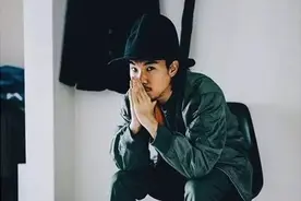 鞋子 | 男女通吃、四季皆宜，万年都在流行的CONVERSE图片