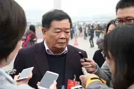 专访全国政协委员曹德旺：推动慈善事业关键是税制改革图片