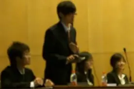 辩论赛奇葩队名宋仲基躺枪 扛着尺子撩妹队威武雄壮图片