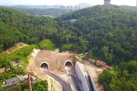 航拍丹东城区又填一条主要干线“四号干线”（党校至爱民街段开通视频封面