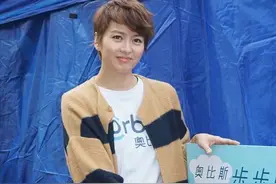 梁咏琪起大早工作不舍女儿：有小别胜新婚的感觉图片
