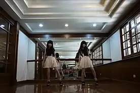 台湾人气双胞胎跳少女时代《MR.MR》视频封面