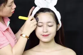 圆脸可爱妹纸化淡妆，自然又好看，看着就让人心动