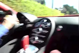 布加迪威龙车主都是怎么启动点火的 驾驶视角来感受一下视频封面