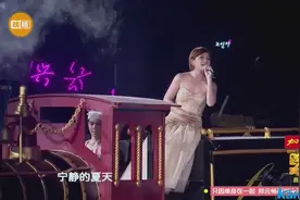 40岁梁静茹金曲大联唱，身材发福歌声依旧，多少人的青春记忆视频封面