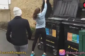 为什么你是单身狗？恶搞女友活该单身哈哈