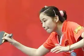 人清秀、球清奇，她是女子直板横打技术最尖端代表人物！视频封面