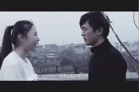 女孩哭泣着让小伙考虑她的感受视频封面