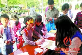 “小红帽”智斗“大灰狼”图片