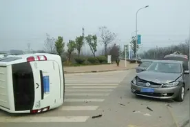 没有红绿灯的路口怎么过？交警告诉你，一定要遵守这两个原则视频封面
