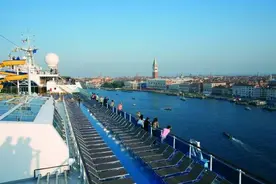 YOU你，就要，邮世界图片