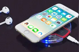 传iPhone 8使用无线慢充：允许彻夜充电