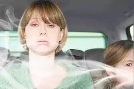 抽烟后总在室内、衣服上留下烟味，教你一招30秒去除身上烟味视频封面