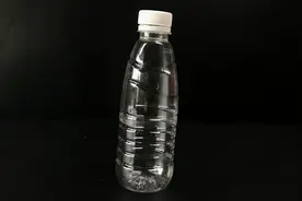 塑料瓶太厉害了，它还能改造成解压玩具，太好玩了，赶紧试一试