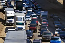 媒体称美国拥堵全世界第一 真是大言不惭！图片