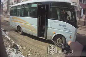 哈尔滨客车严重超员司机被刑拘 这些交通违法将面临刑罚图片