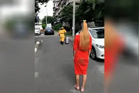 美女说不上班可不可以？悟空说不上班你养我啊，美女的回答满分！视频封面