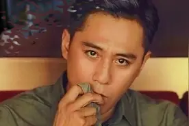 刘烨这枪法不当影帝可惜了，俞灏明就是这么躺枪的视频封面