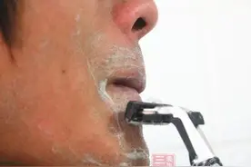刮胡子有讲究，哪些时间合适？图片