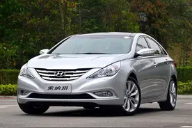 现代索纳塔最高优惠5万 2.0L自动售14.99万元图片