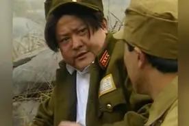 跟到樊傻儿到战场上涨见识了，炮弹不会落在同一个弹坑里视频封面