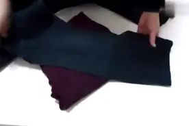 叠好的裤子穿时有褶皱？教你一种方法解决烦恼