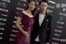 林心如又双叒怀孕啦！与老公霍建华甜蜜牵手亮相时尚芭莎慈善夜！视频封面
