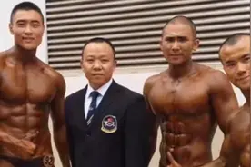 鹿家门老十李鸿潇5年变化记录视频封面