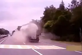 罐车突然“放屁”，差一点我的车就遭殃了，好险