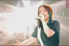 徐佳莹挑战快歌《咕叽咕叽》画面超可爱，听完心情都变好了视频封面