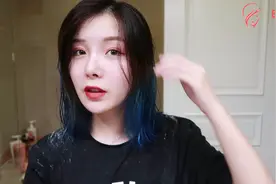 蓝色妖姬发色全教程，漂色和染色全过程