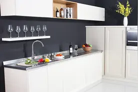 不锈钢橱柜优势对比视频