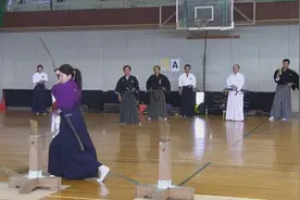 日本武术 居合道拔刀术 斩草席其实不容易视频封面