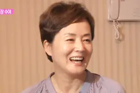 已故韩国演员金姈爱获文化勋章，儿子含泪代领“妈妈会很开心”视频封面