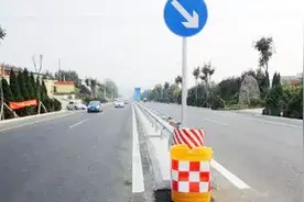 汽车为什么有靠左行驶的也有靠右行驶？靠哪边行驶更好？