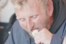 我要去英国乞讨了！英国三明治连锁店免费向流浪汉发放美味食物