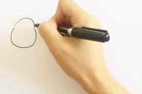 简笔画｜她画了满纸乱七八糟的圈圈，没想到成品却把我们萌翻了视频封面