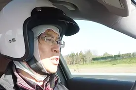 夏东评车：意大利名车阿尔法罗密欧动态测评，510匹德国车没法比视频封面