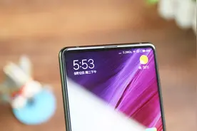 雷军哽咽：不计较谁引领了全面屏，但你们要记住是小米说服了谷歌视频封面