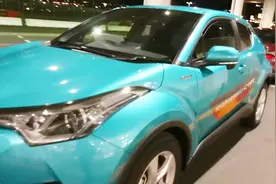 深夜试驾丰田混动CHR,一箱油跑1000公里，这感觉真是酸爽！视频封面