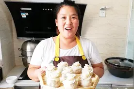 农村妹子太牛了，用面做出玫瑰花的饺子，好看好有食欲，太会玩了视频封面