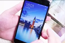 使用小米手机，赶快打开这个功能，不用出去旅游就能看到风景照！视频封面