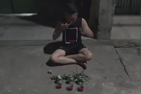 二货小偷失败后，用法术装神弄鬼去吓唬房主，笑爆尿了视频封面